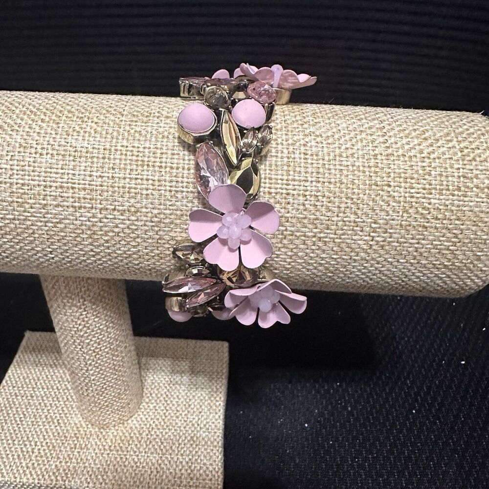 Simply Vera Wang 3D Pink Flower Stretch Bracelet Brass Boho Cottage Core NWT
